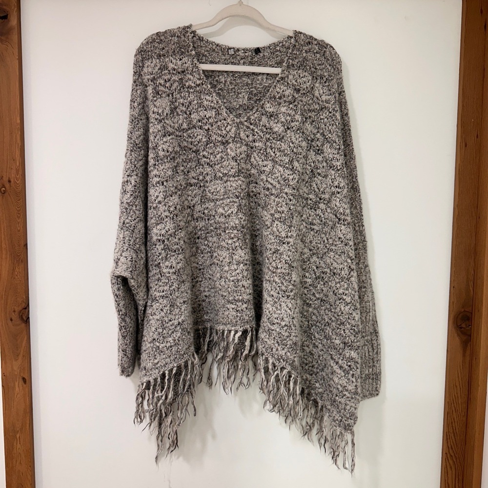 Peruvian‎ Connection Baby Alpaca Wool Poncho Women XL Gray Fringe Sweater Boho